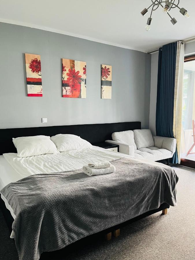 Airport Comfy Guest Home Varšava Exteriér fotografie