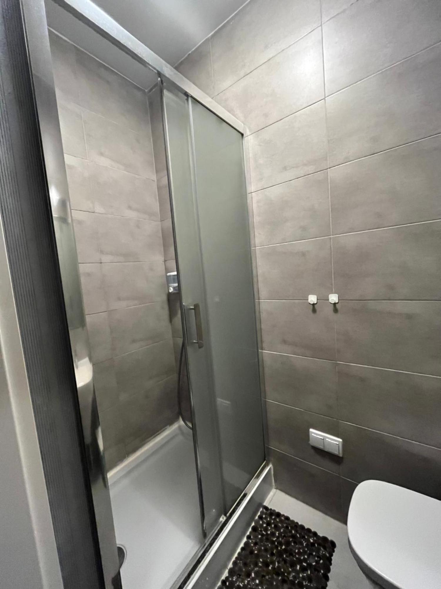 Airport Comfy Guest Home Varšava Exteriér fotografie